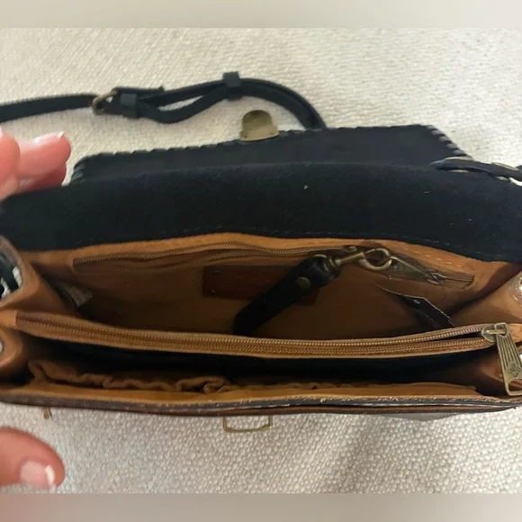 Patricia Nash EUC Liana crossbody bag in a floral print leather - Picture 14 of 16